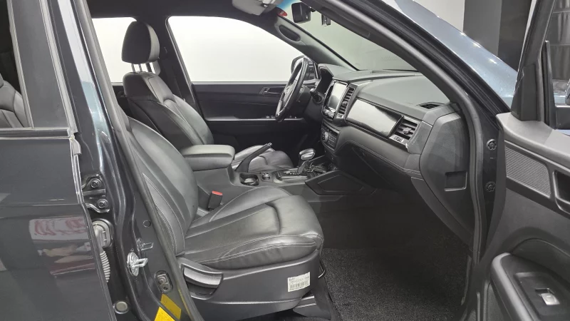 SsangYong Rexton Sports Khan