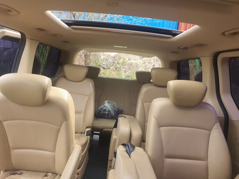 Hyundai Grand Starex