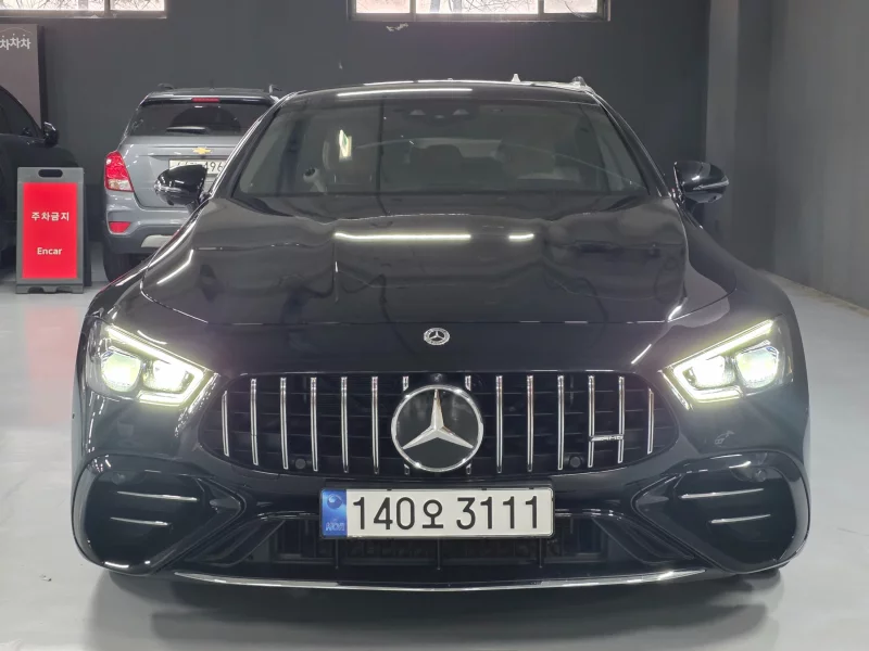 Mercedes-Benz AMG GT