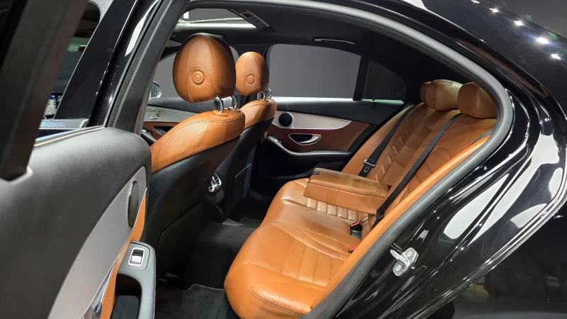 Mercedes-Benz C-Class
