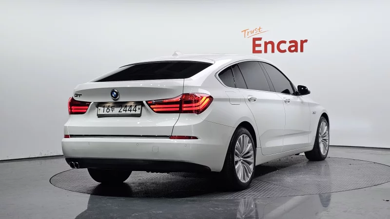 BMW 5-Series Gran Turismo