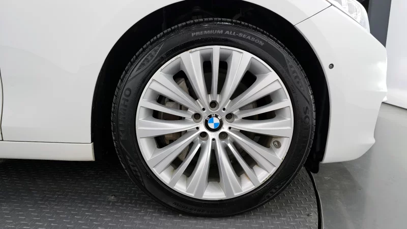 BMW 5-Series Gran Turismo