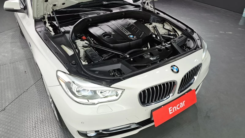 BMW 5-Series Gran Turismo