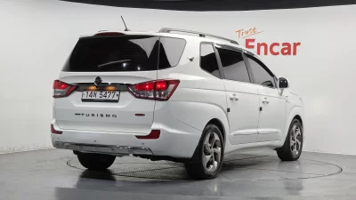 SsangYong Korando Turismo