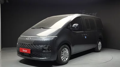 Hyundai Staria