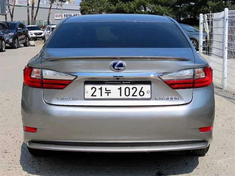 Lexus ES300h