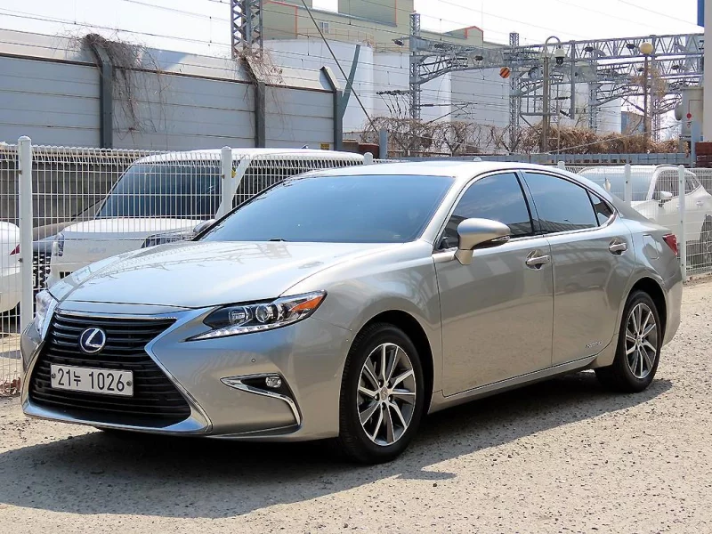 Lexus ES300h