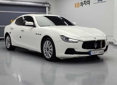 Maserati GHIBLI