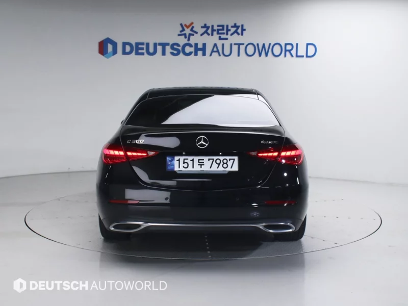 Mercedes-Benz C-Class