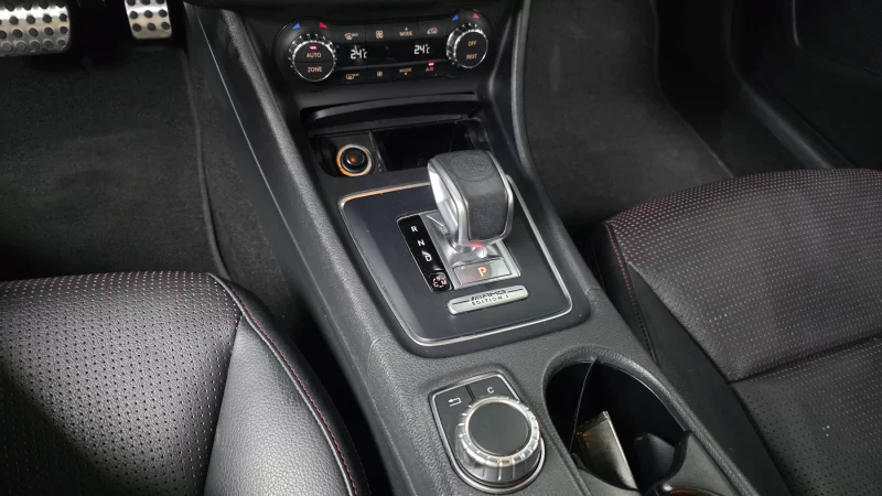 Mercedes-Benz GLA-Class