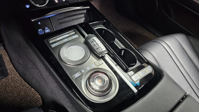 Genesis Electrified G80