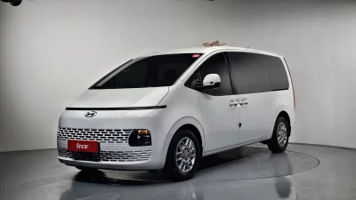 Hyundai Staria