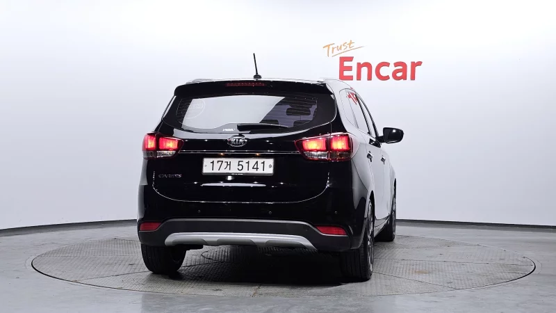 Kia Carens