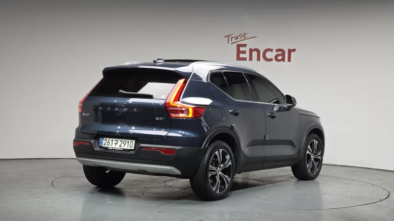 Volvo XC40