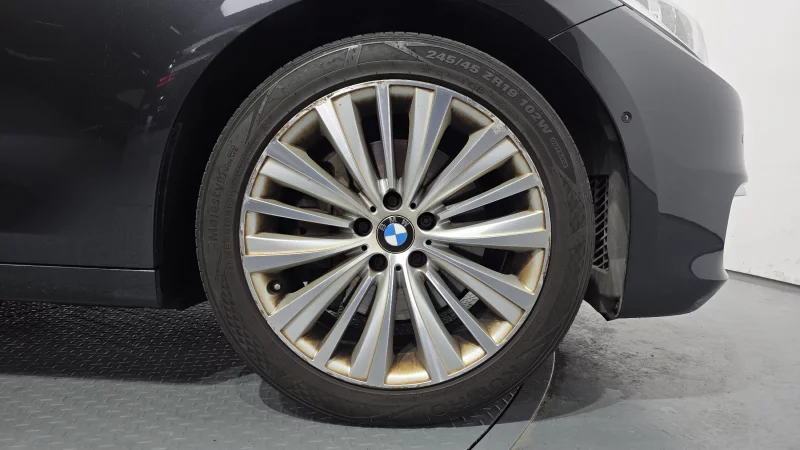 BMW 5-Series Gran Turismo