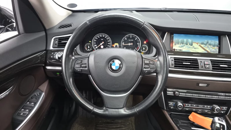 BMW 5-Series Gran Turismo