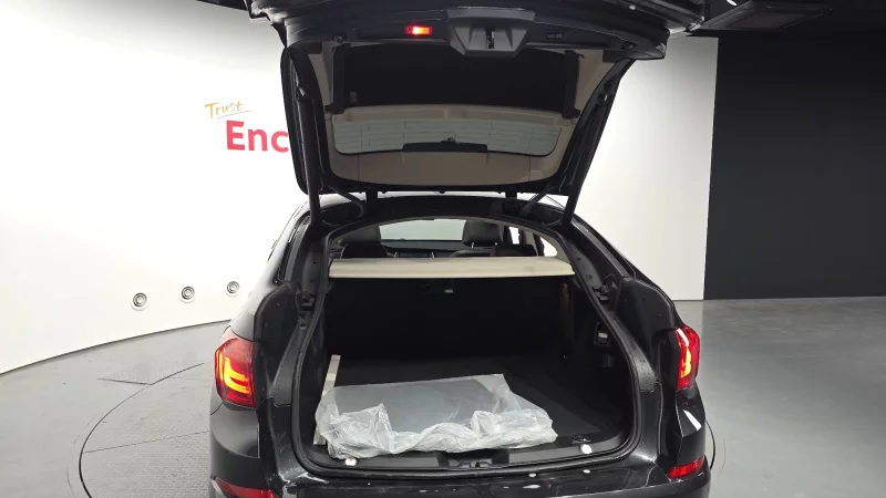 BMW 5-Series Gran Turismo