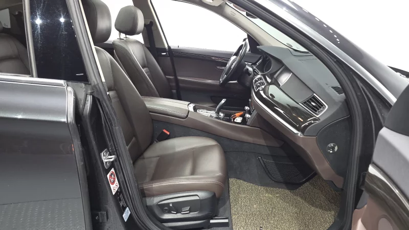 BMW 5-Series Gran Turismo