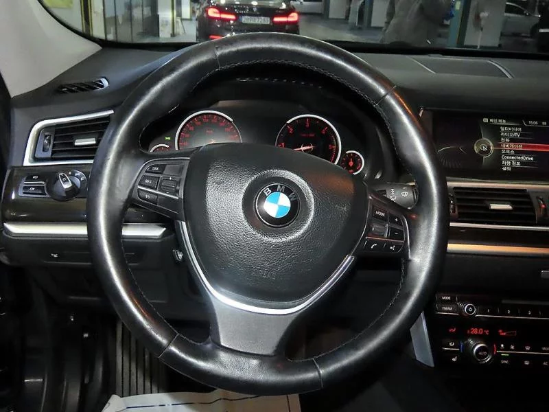 BMW 5-Series Gran Turismo