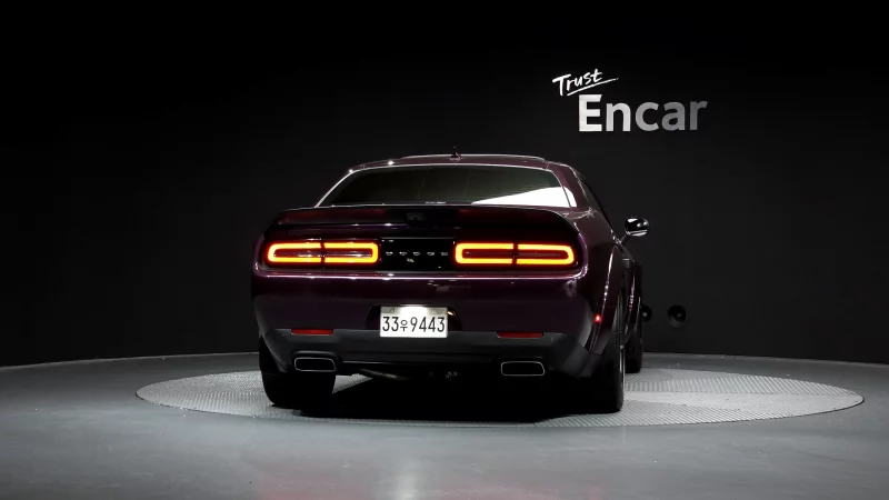 Dodge CHALLENGER