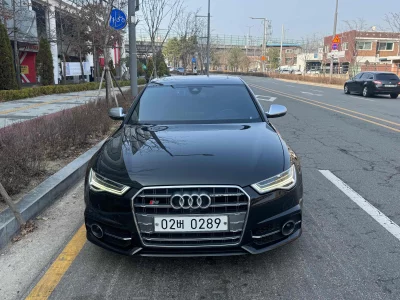 Audi S6