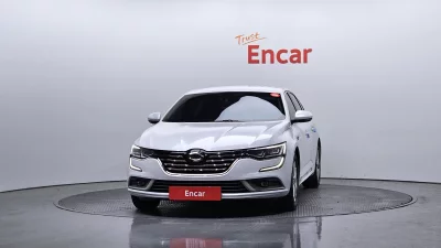 Renault SM6