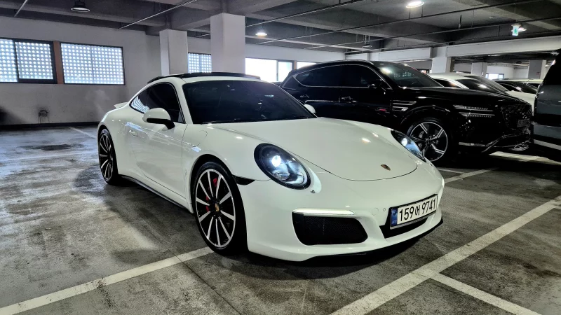 Porsche 911