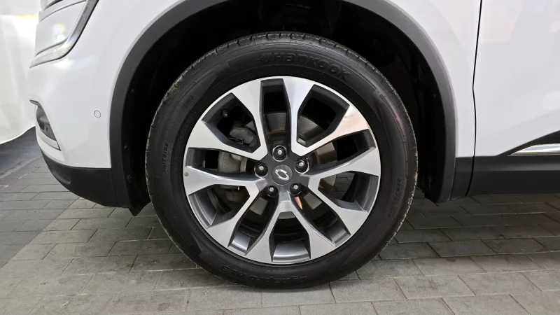 Renault QM6