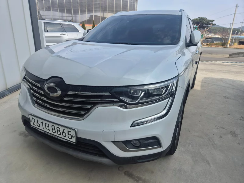 Renault QM6