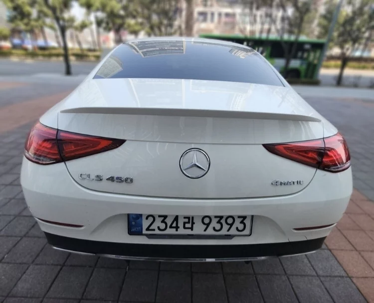 Mercedes-Benz CLS-Class