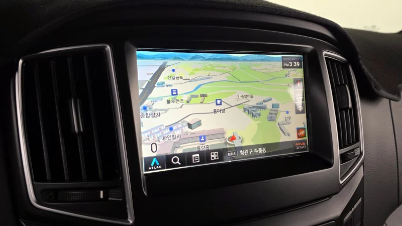 Hyundai Grand Starex