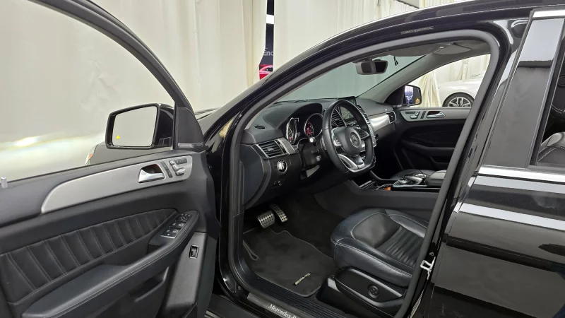 Mercedes-Benz GLE-Class