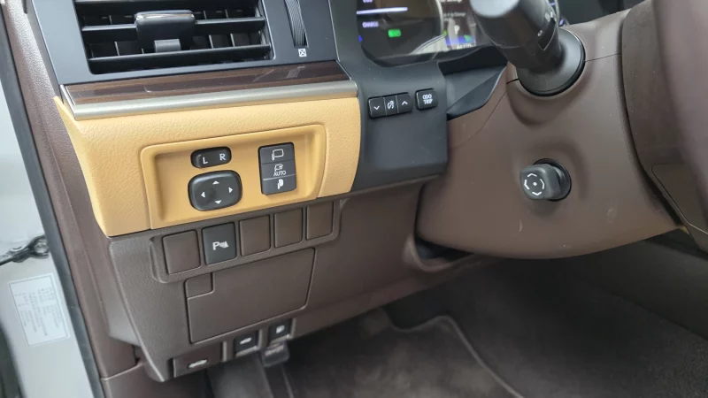 Lexus ES300h