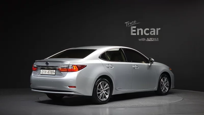 Lexus ES300h