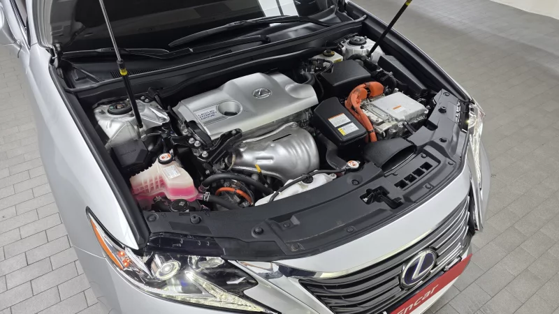 Lexus ES300h