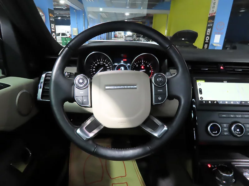 Land Rover DISCOVERY