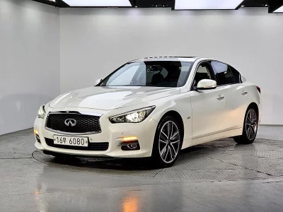 Infiniti Q50