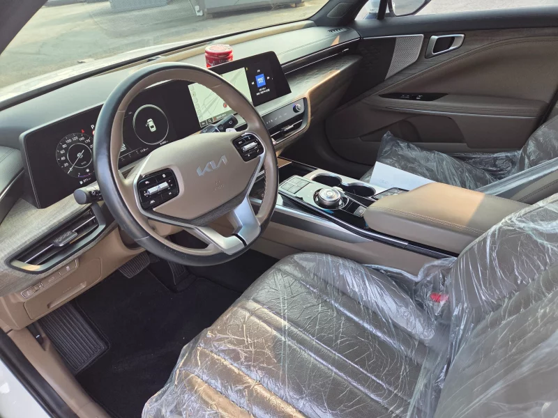 Kia K8