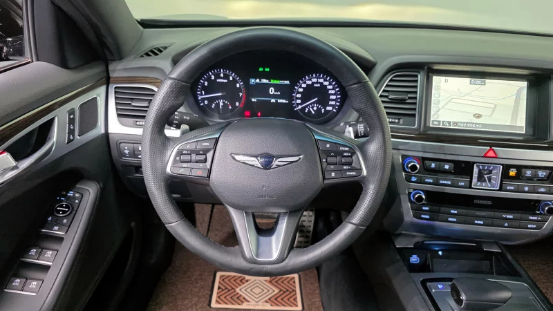 Genesis G80