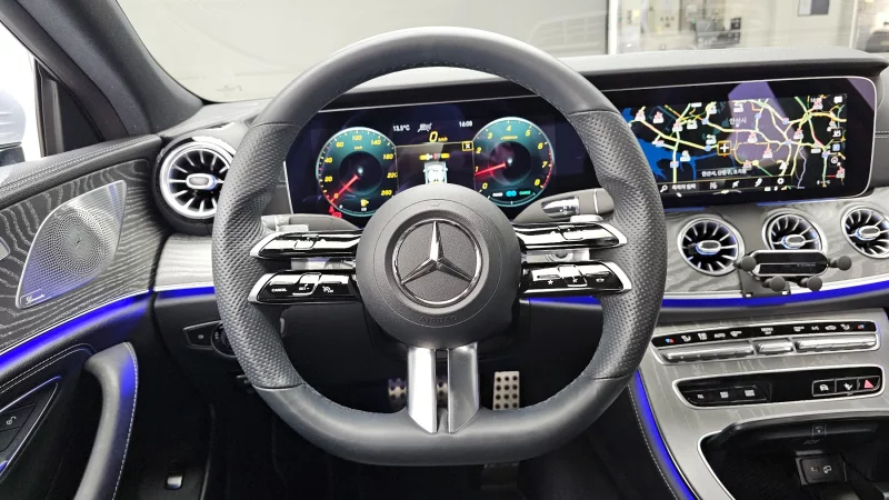 Mercedes-Benz CLS-Class