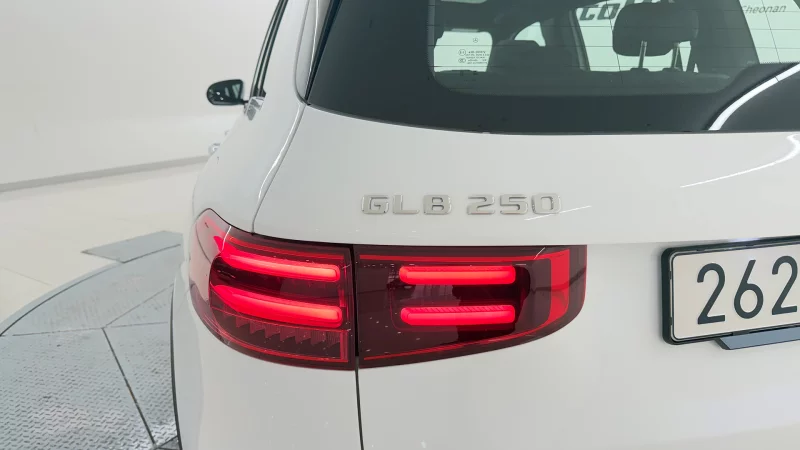 Mercedes-Benz GLB-Class