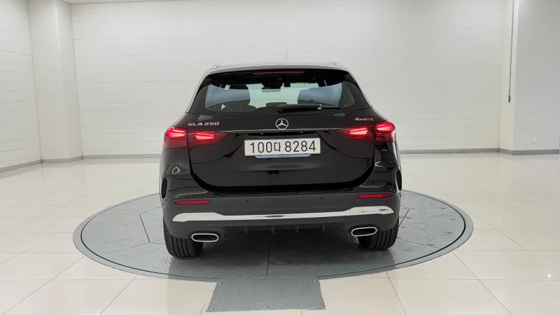 Mercedes-Benz GLA-Class