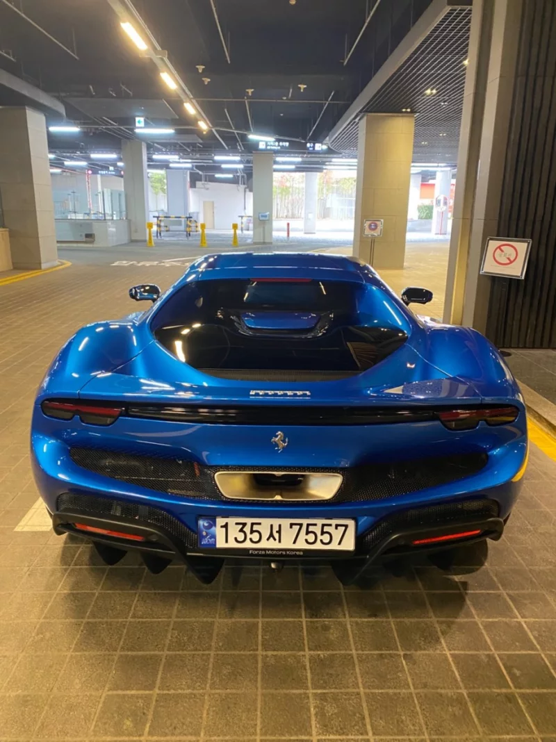 Ferrari 296