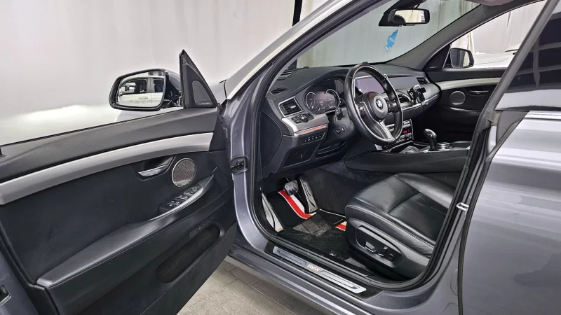 BMW 5-Series Gran Turismo