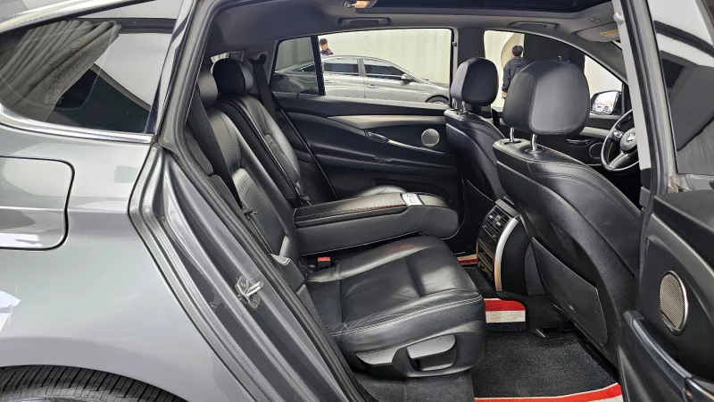 BMW 5-Series Gran Turismo