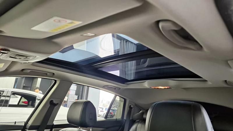 BMW 5-Series Gran Turismo