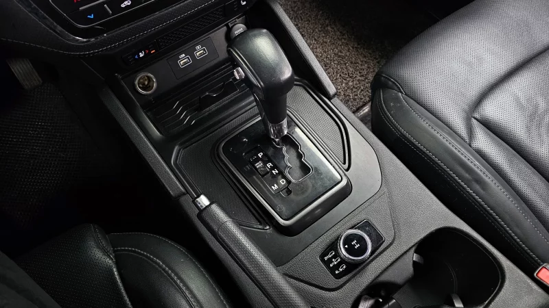 SsangYong Rexton Sports