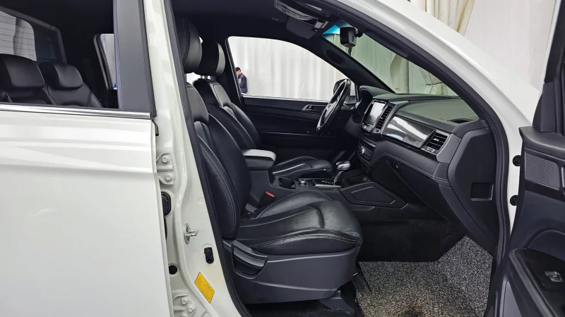 SsangYong Rexton Sports