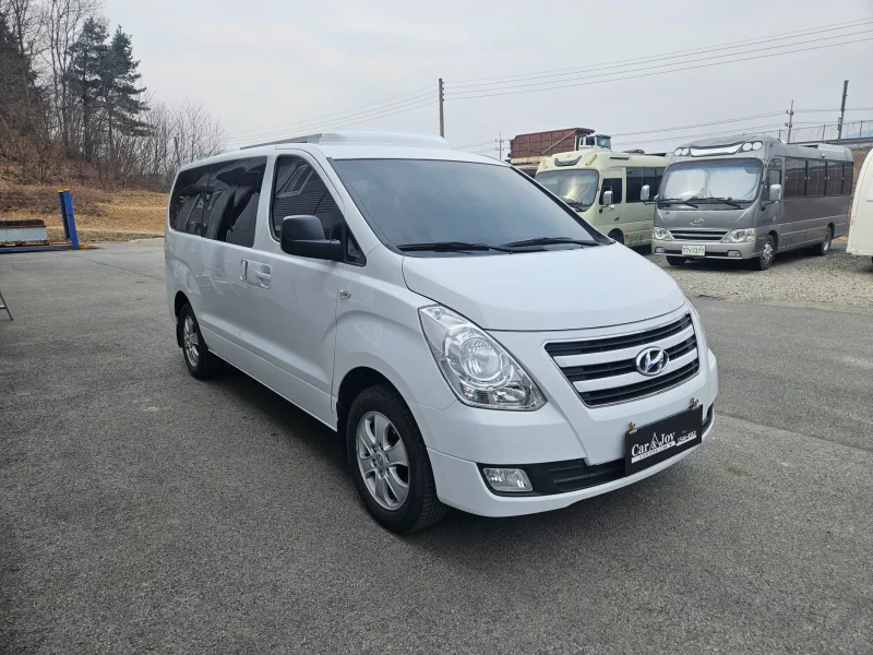Hyundai Grand Starex