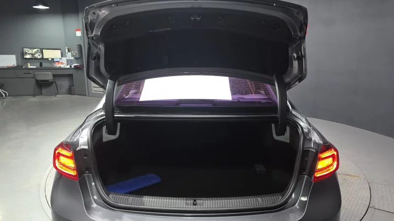 Renault SM6